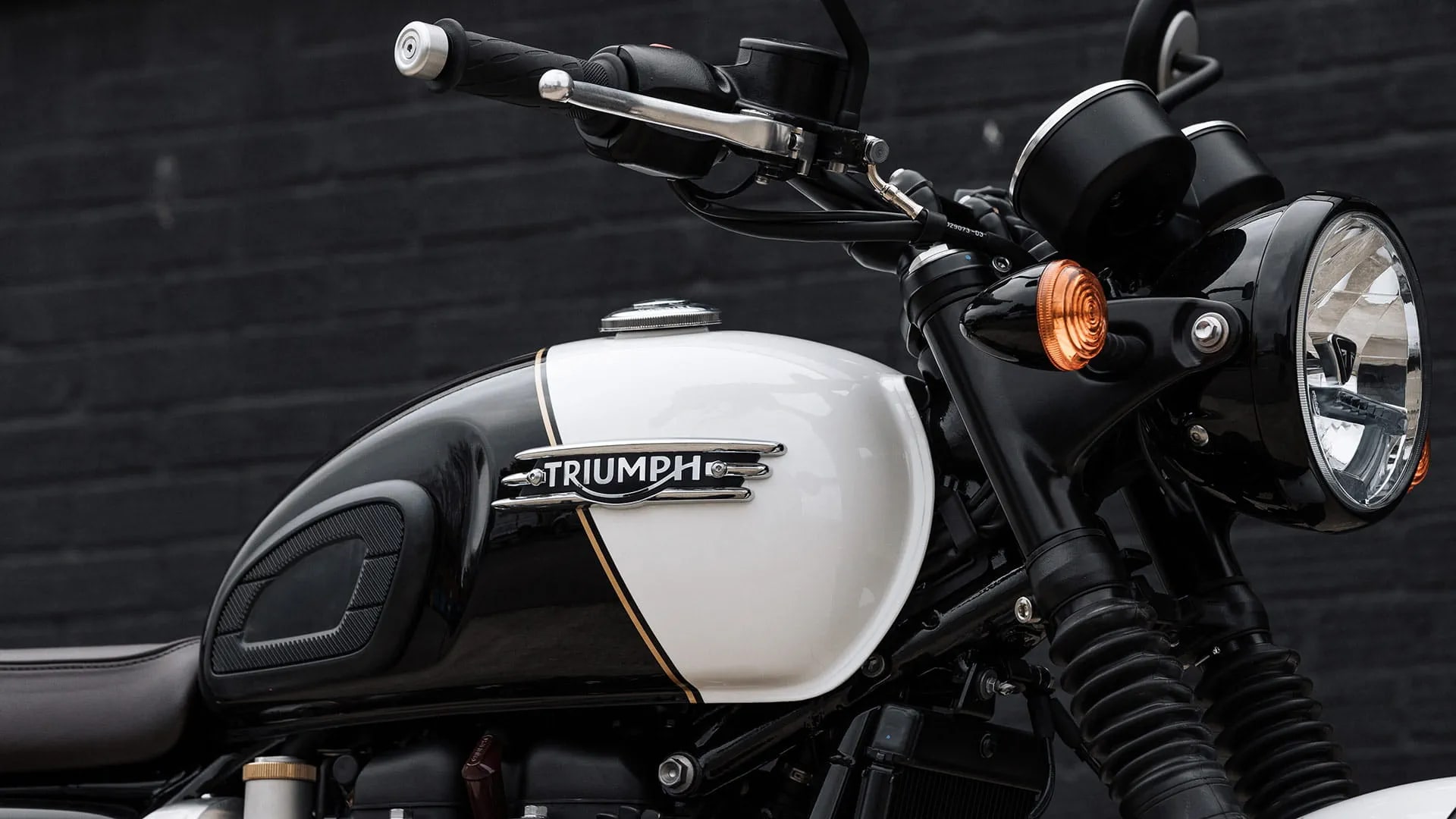 T120 Black DGR Limited Edition For the Ride